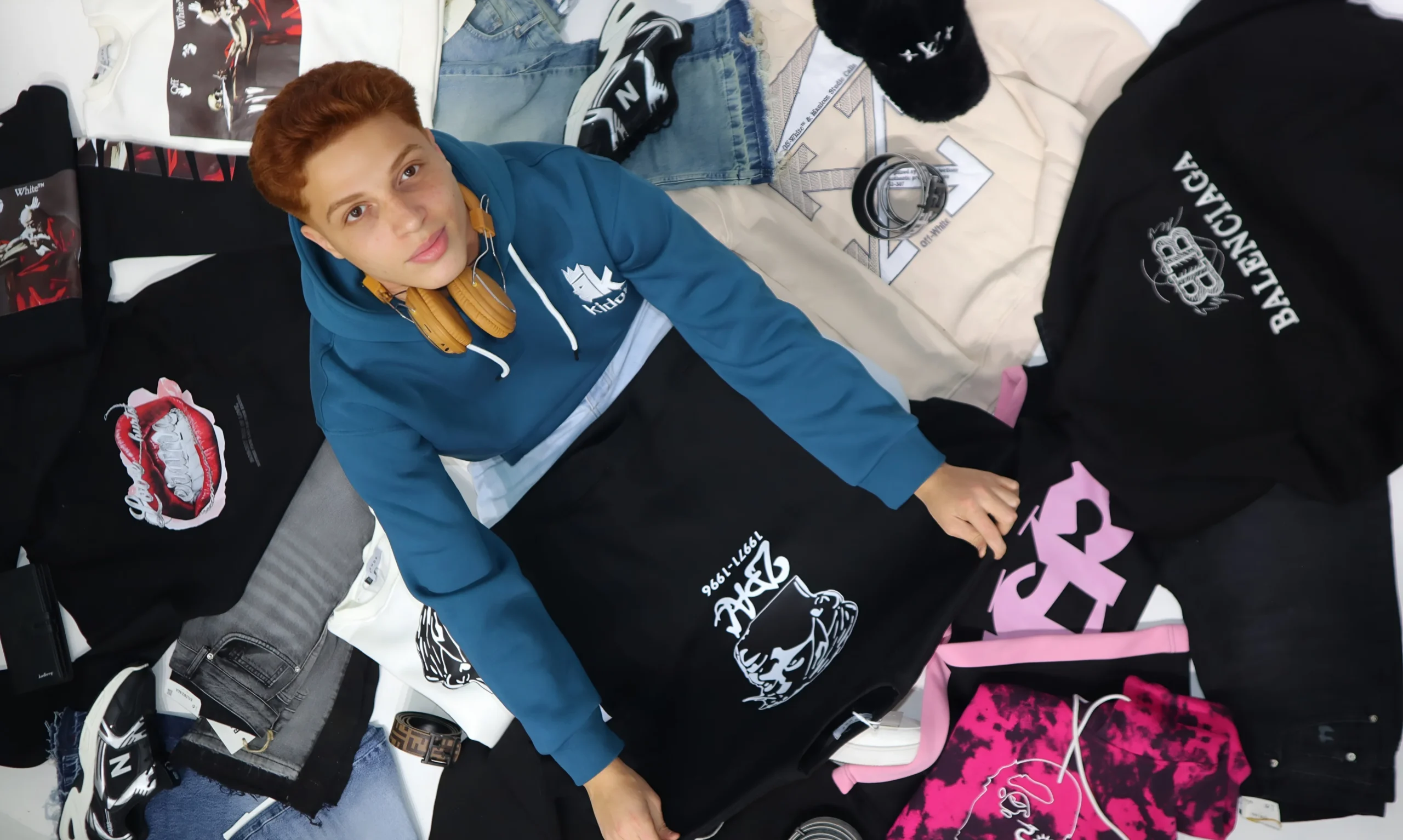 Picsart_25-12-22_18-26-07-727