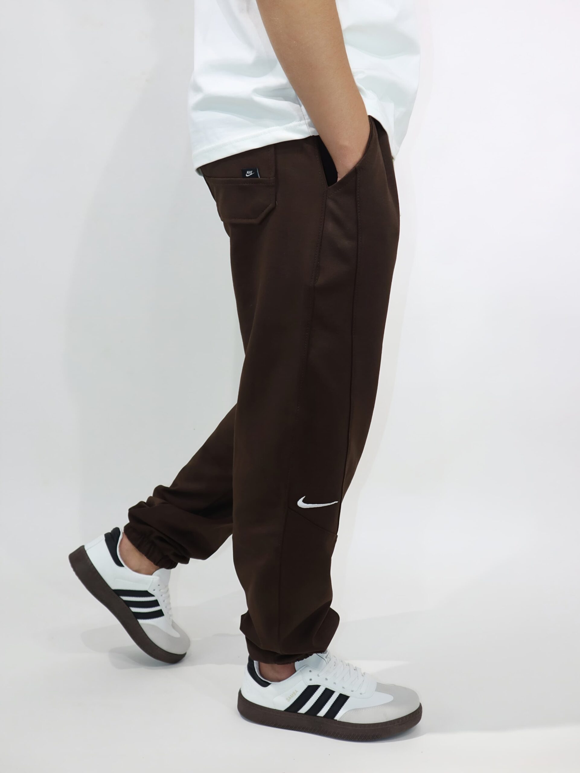 Nike Embroidered Sweatpant - Image 2