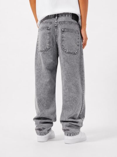 Alternative view of Washed Baggy Jeans