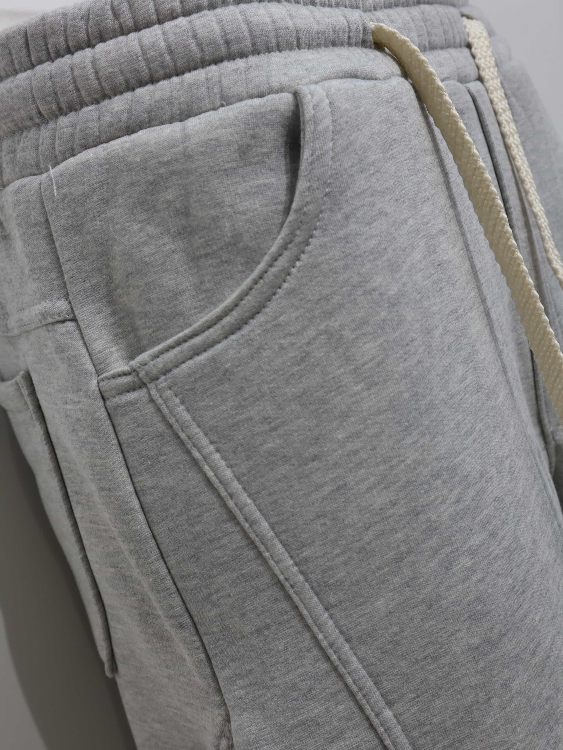 Balloon Sweatpants - Image 5